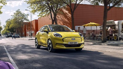 Ford Puma Gen-E halad a városban