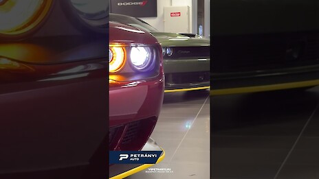 Dodge Challanger vibe a V8 Petrányinál videó borítóképe