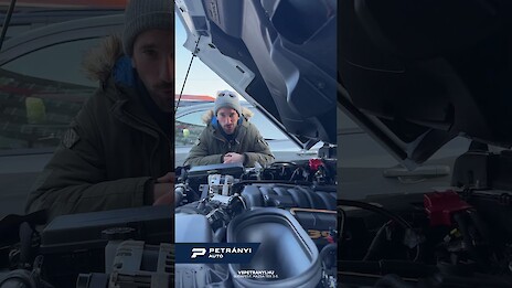 Jeep Wrangler Rubicon a V8 Petrányinál videó borítóképe