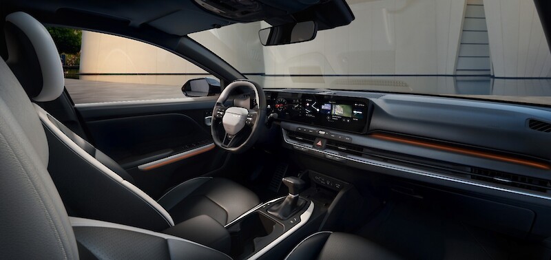 Kia K4 belső tér, kijelzők, műszerfal, automata váltó